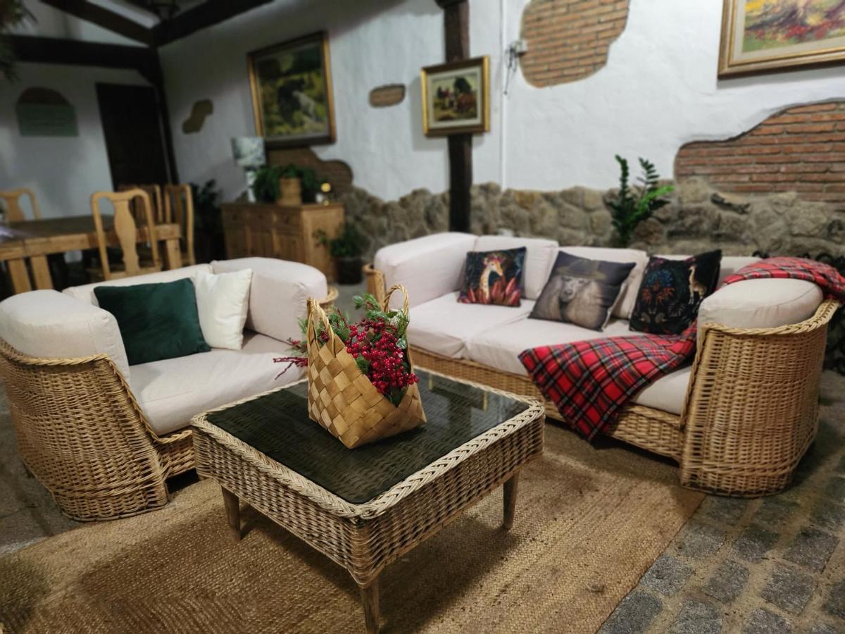 Casa Rural El Canto Del Agua Malpartida De Plasencia Luaran gambar