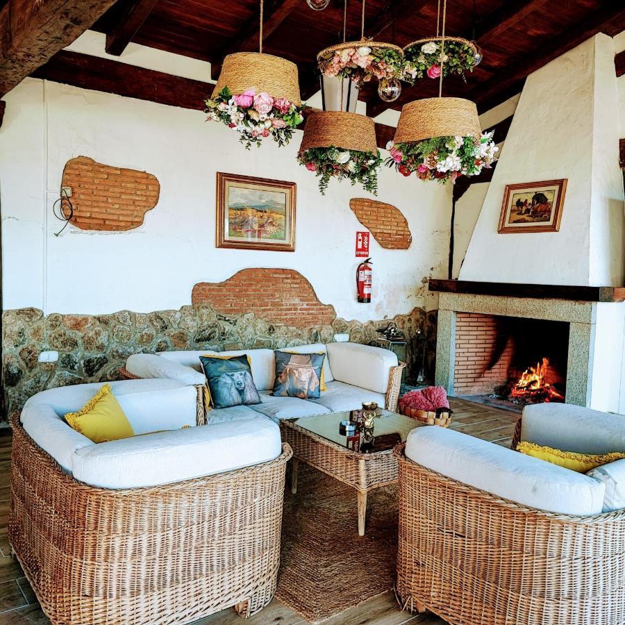 Casa Rural El Canto Del Agua Malpartida De Plasencia Luaran gambar